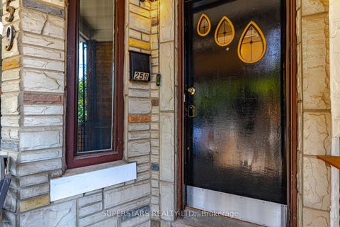 Photo 5 at 259 Claremont Street, Bellwoods, Toronto