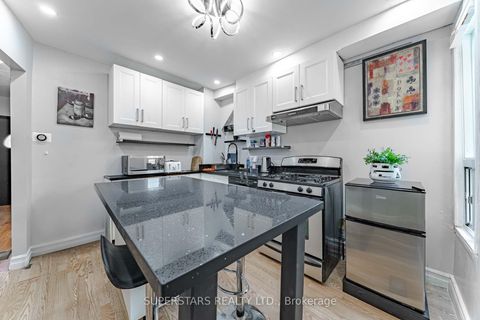 Photo 11 at 259 Claremont Street, Bellwoods, Toronto