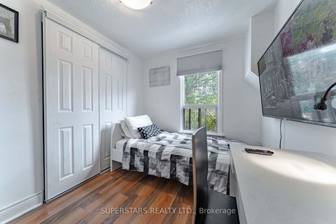 Photo 22 at 259 Claremont Street, Bellwoods, Toronto