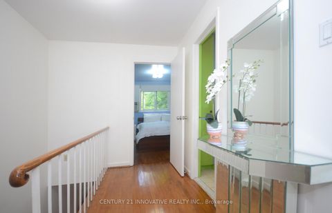 Photo 12 at 9 Candy Courtway, Newtonbrook West, Toronto