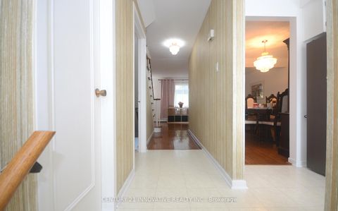 Photo 13 at 9 Candy Courtway, Newtonbrook West, Toronto