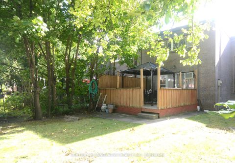 Photo 18 at 9 Candy Courtway, Newtonbrook West, Toronto