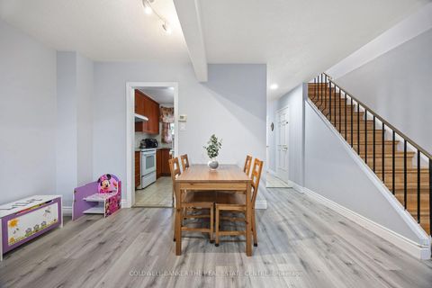 Photo 10 at 23 Riviera Drive W, Glen Shields, Vaughan