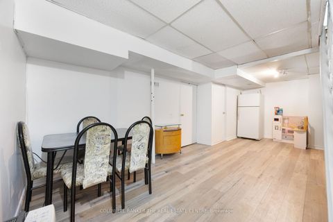 Photo 22 at 23 Riviera Drive W, Glen Shields, Vaughan