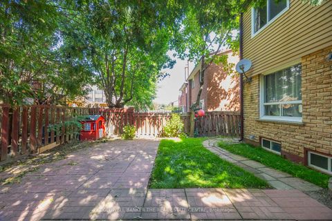 Photo 31 at 23 Riviera Drive W, Glen Shields, Vaughan