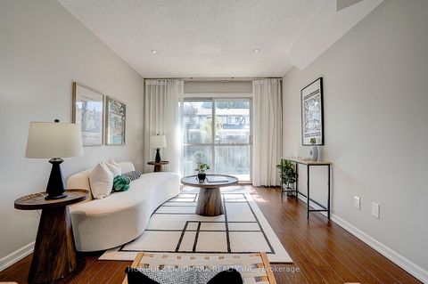 Photo 2 at 25 Bracken Fern Way, Don Valley Village, Toronto