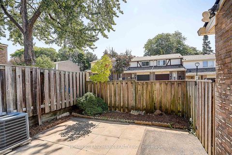 Photo 34 at 25 Bracken Fern Way, Don Valley Village, Toronto
