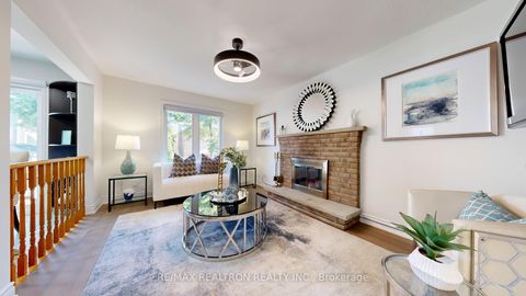 Photo 3 at 25 Greybeaver Trail, Rouge E10, Toronto