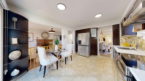 Photo 14 at 25 Greybeaver Trail, Rouge E10, Toronto