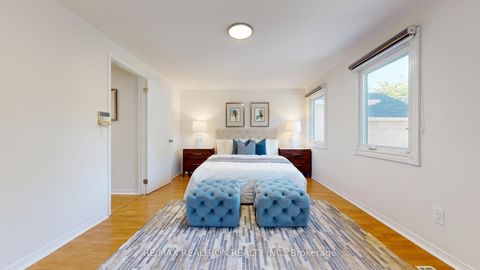 Photo 21 at 25 Greybeaver Trail, Rouge E10, Toronto