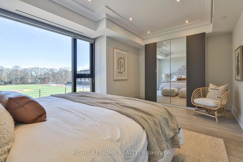 Photo 16 at 363 Avenue Road, St. Clair, Toronto