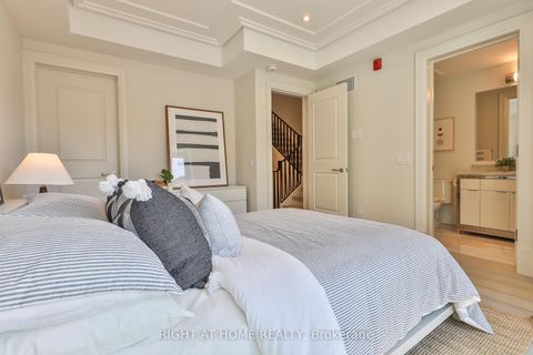 Photo 21 at 363 Avenue Road, St. Clair, Toronto