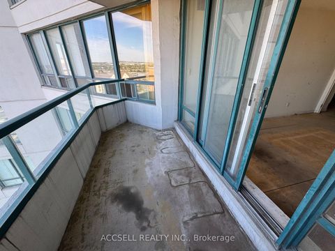 Photo 13 at 1206 - 120 Promenade Circle, Brownridge, Vaughan