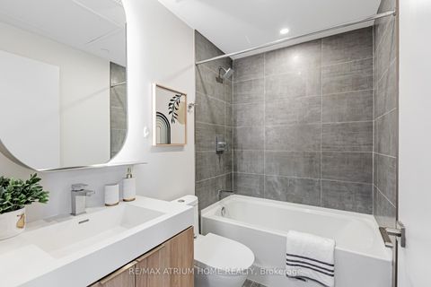Photo 10 at 2509 - 15 Holmes Avenue, Willowdale East, Toronto