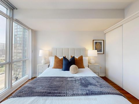 Photo 14 at 1109 - 15 Fort York Boulevard, Waterfront Communities C1, Toronto
