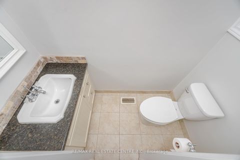 Photo 21 at 525 SWANN Drive, WO West, Oakville