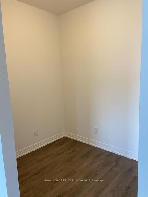Photo 10 at 407 - 3285 Carding Mill Trail, GO Glenorchy, Oakville