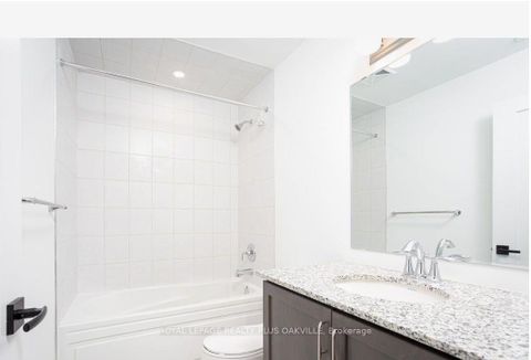 Photo 13 at 407 - 3285 Carding Mill Trail, GO Glenorchy, Oakville