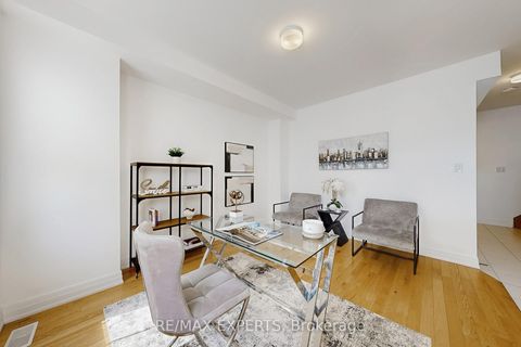 Photo 37 at 5 - 8 Church Street, Maple, Vaughan