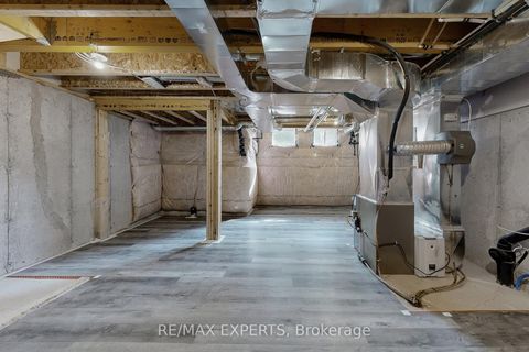 Photo 39 at 5 - 8 Church Street, Maple, Vaughan