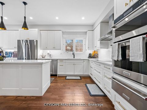 Photo 5 at 2241 Lyness Avenue, BC Bronte Creek, Oakville