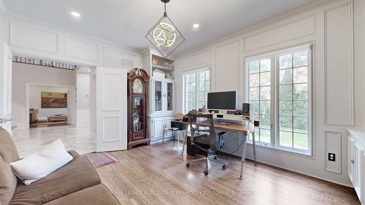 Photo 19 at 21 Forest Heights Boulevard, Windfields, Toronto