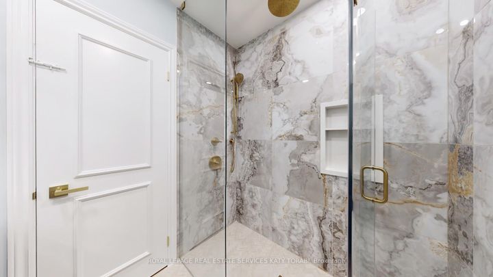 Photo 39 at 21 Forest Heights Boulevard, Windfields, Toronto