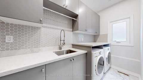 Photo 22 at 21 Forest Heights Boulevard, Windfields, Toronto