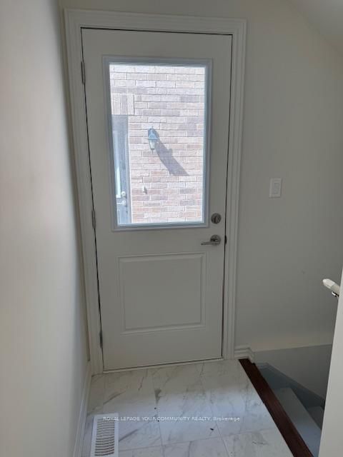 Photo 4 at 65 Phoenix Boulevard, Rural Barrie Southeast, Barrie