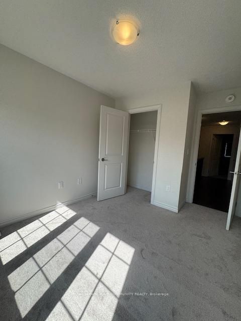 Photo 9 at 65 Phoenix Boulevard, Rural Barrie Southeast, Barrie