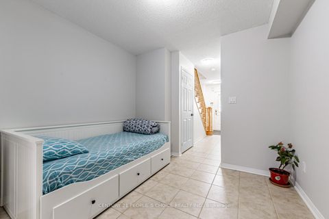 Photo 3 at 5 - 27 West Dean Park Drive, West Deane, Toronto