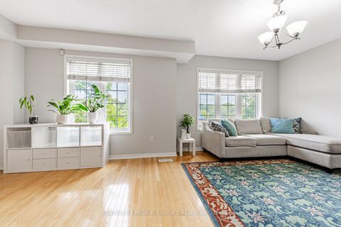 Photo 5 at 5 - 27 West Dean Park Drive, West Deane, Toronto