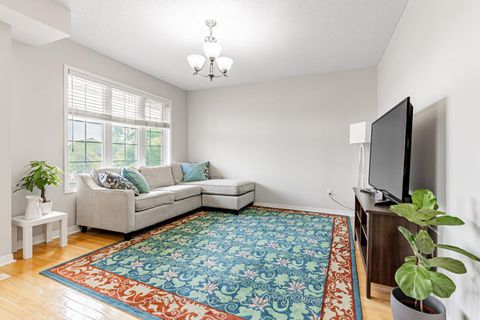 Photo 6 at 5 - 27 West Dean Park Drive, West Deane, Toronto