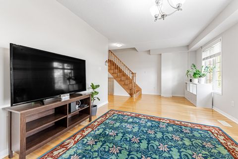 Photo 7 at 5 - 27 West Dean Park Drive, West Deane, Toronto