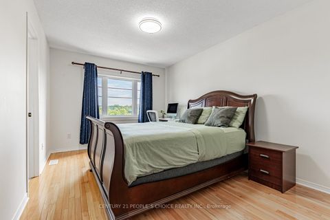 Photo 18 at 5 - 27 West Dean Park Drive, West Deane, Toronto