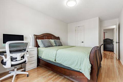 Photo 19 at 5 - 27 West Dean Park Drive, West Deane, Toronto