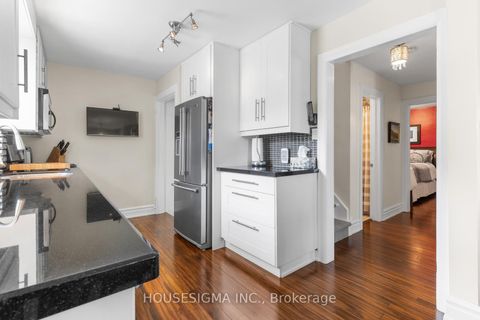 Photo 10 at 129 Edgecroft Road, Queensway, Toronto