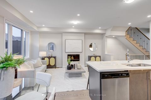 Photo 12 at 31 William Shearn Crescent, Angus Glen, Markham