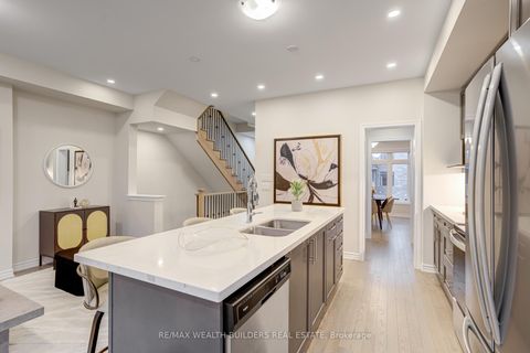 Photo 17 at 31 William Shearn Crescent, Angus Glen, Markham