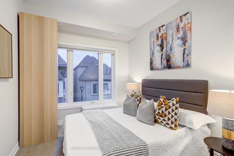 Photo 30 at 31 William Shearn Crescent, Angus Glen, Markham