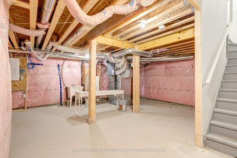 Photo 36 at 31 William Shearn Crescent, Angus Glen, Markham