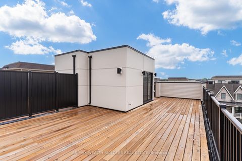 Photo 38 at 31 William Shearn Crescent, Angus Glen, Markham