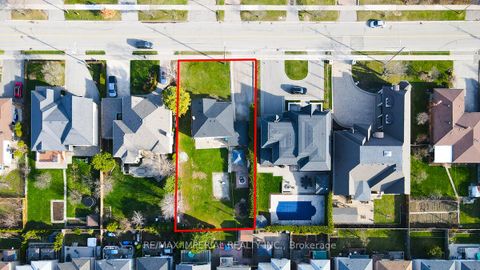 Photo 6 at 229 Crestwood Road, Yorkhill, Vaughan