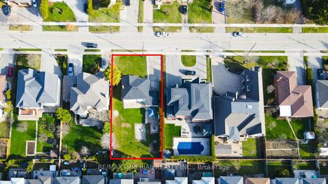 Photo 9 at 229 Crestwood Road, Yorkhill, Vaughan
