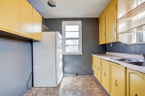 Photo 29 at 229 Crestwood Road, Yorkhill, Vaughan