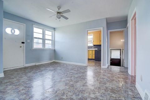 Photo 39 at 229 Crestwood Road, Yorkhill, Vaughan