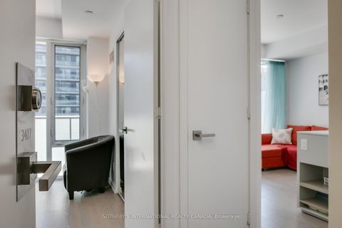 Photo 3 at 3407 - 101 Peter Street W, Waterfront Communities C1, Toronto