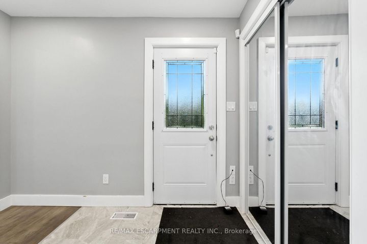 Photo 1 at 1233 Coric Avenue, Freeman, Burlington