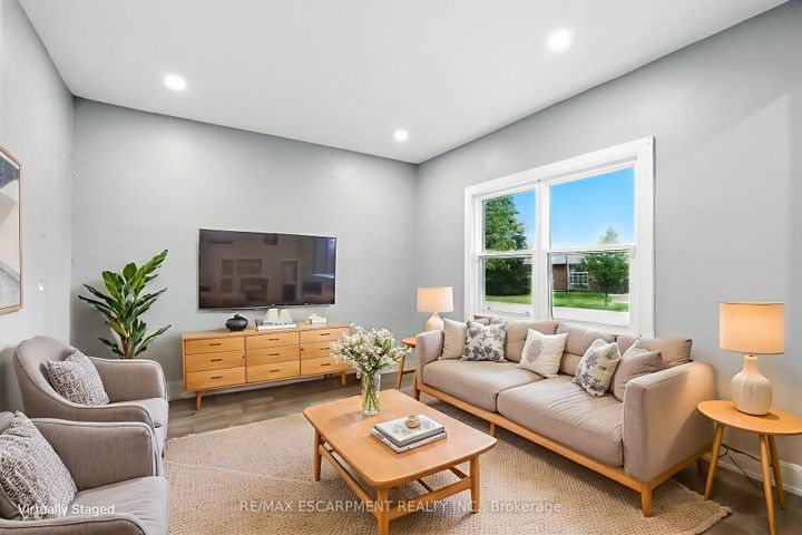 Photo 3 at 1233 Coric Avenue, Freeman, Burlington
