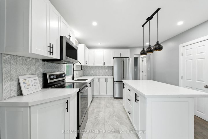 Photo 7 at 1233 Coric Avenue, Freeman, Burlington